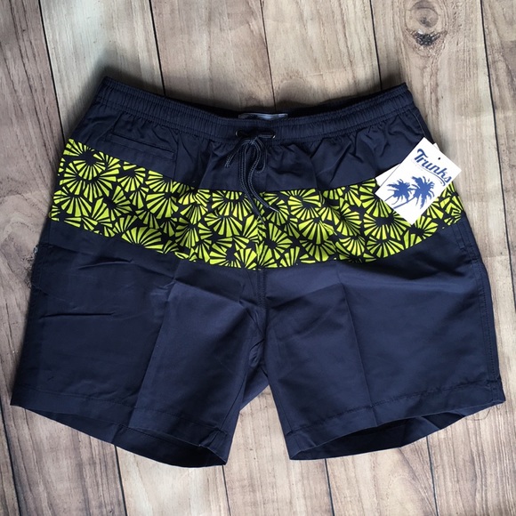 Navy Draw String Elastic Waist Swim Trunks Size Medium - Picture 1 of 7